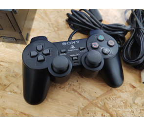 PlayStation 2 primer modelo 10000 PS2 Japón